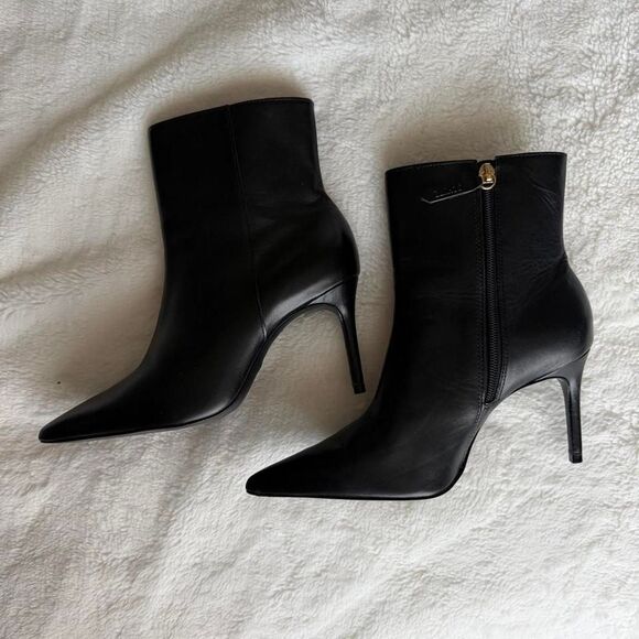 SCHUTZ Shoes - Schutz Women's Black Boots